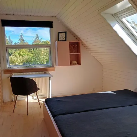 Family-friendly Near Forest Harbour Villa *